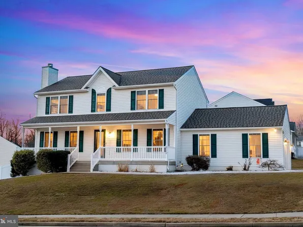 6100 Sunny Meadows Dr, Fredericksburg, VA 22407