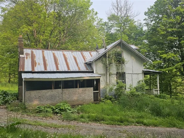 3482 Military Rd, Newport, NY 13416