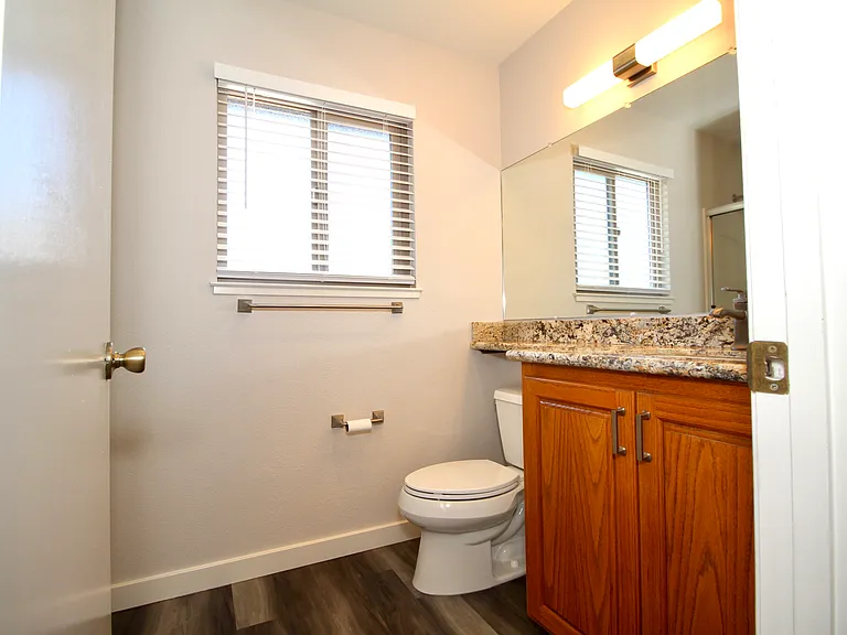 215 Loma Verde Dr — Photo 20