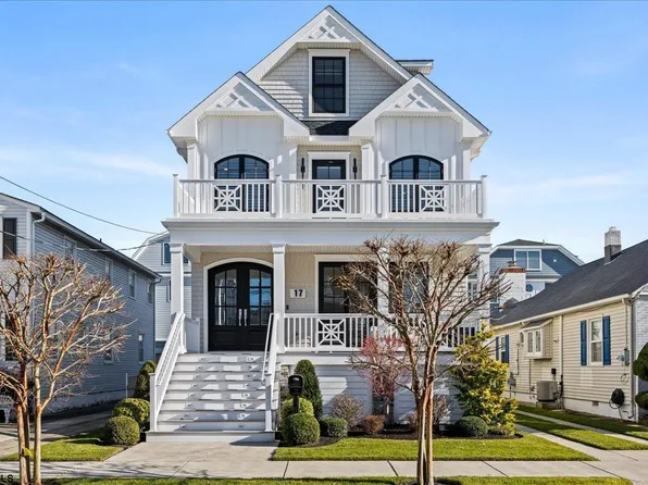 17 N Lancaster Ave, Margate, NJ 08402