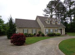 32 Puckett Rd, Emerson, GA 30137