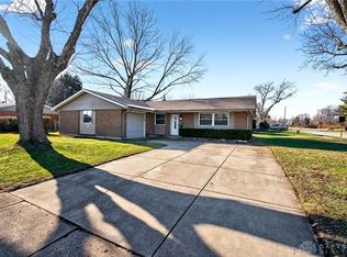 645 Skyles Rd, Englewood, OH 45322