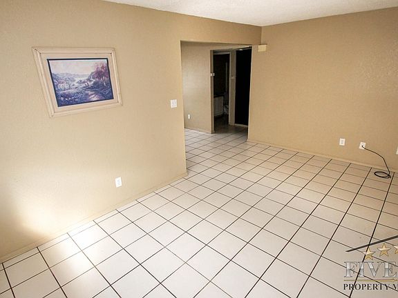 3rd image of 1309 Bernard St APT 10