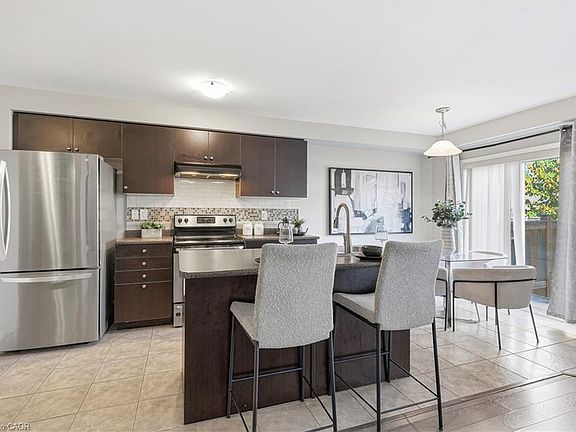 4th image of 153 English Ln