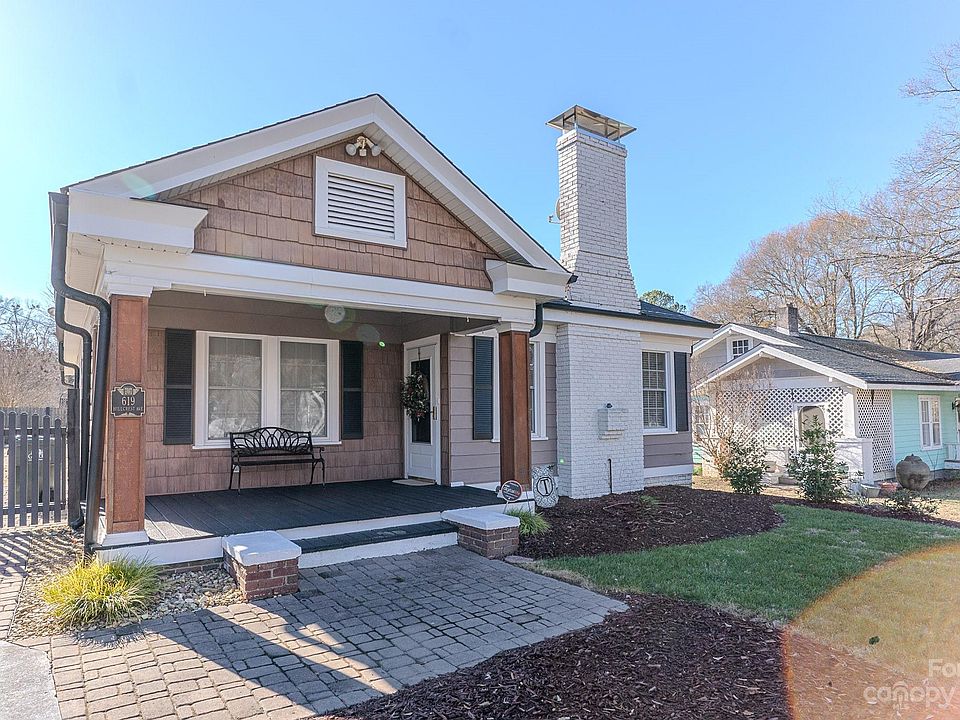 1st image of 619 Hillcrest Ave