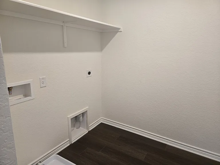 9556 Griffith Run — Photo 25