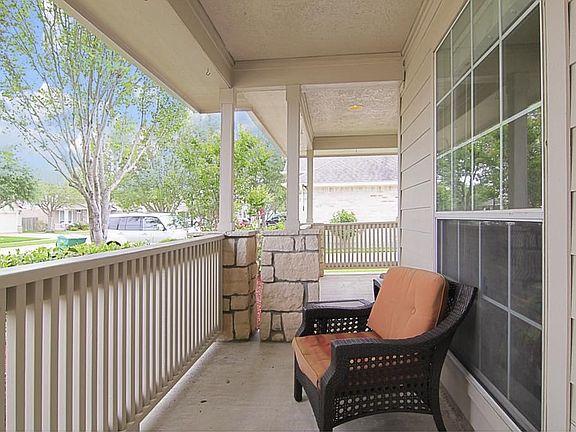 2nd image of 1329 Plymouth Rock Ln