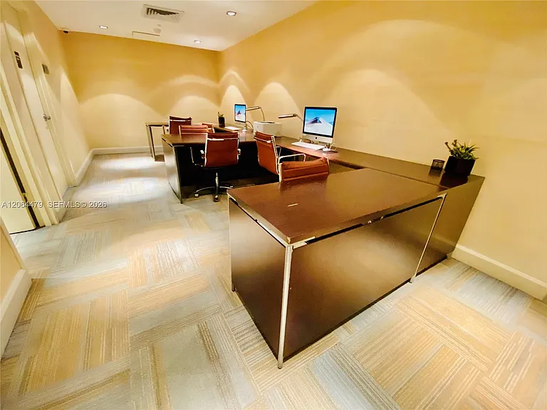 950 Brickell Bay Dr #3709 — Photo 47