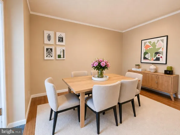 13 Rickard Ct, Lawrence Township, NJ 08648