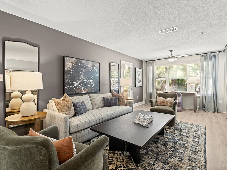 The Pointe at Stockbridge — Photo 7