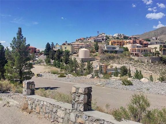 3rd image of 26 Lone Crest Dr