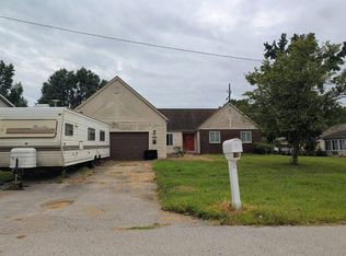 2634 Pine St, Granite City, IL 62040