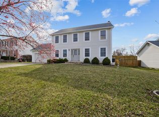 1119 Saddlebrook Ct N, Saint Charles, MO