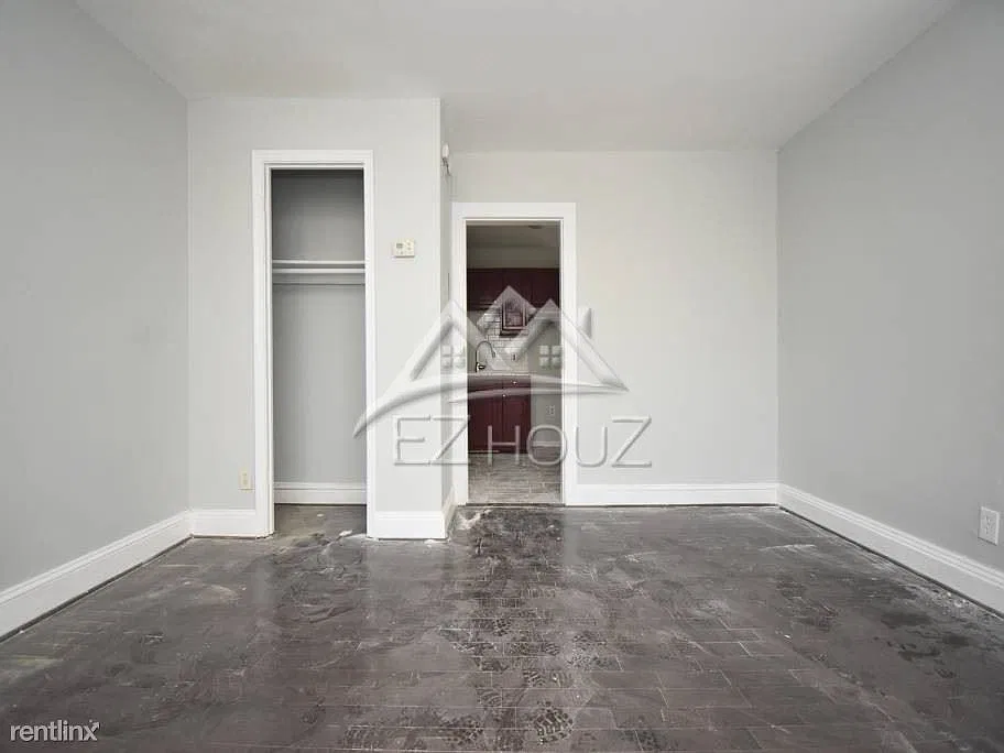 Gallery Images