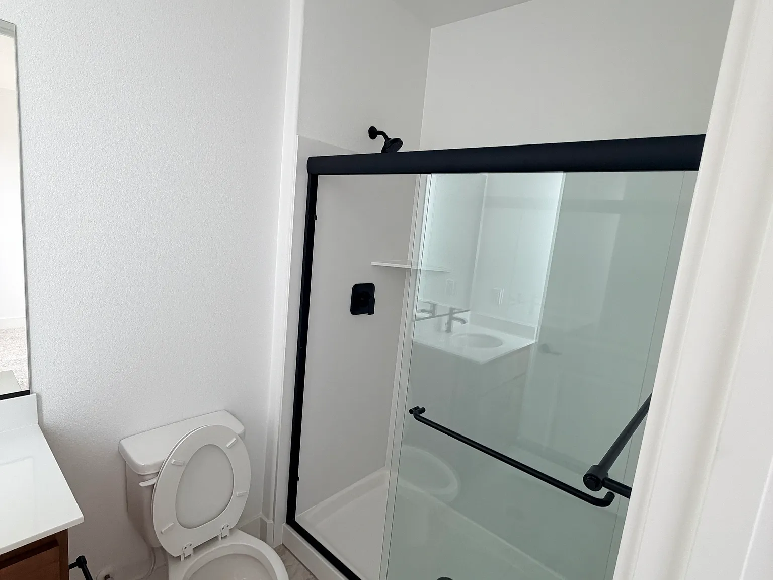 1 bed, 450 sqft, $1,650 — Photo 2