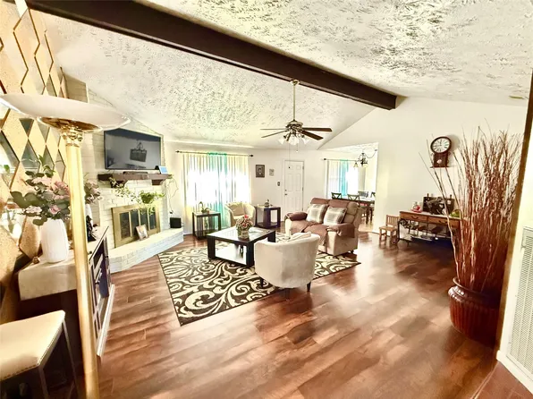 1303 Sterling Green Ct, Houston, TX 77015
