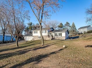 6150 Military Rd, Woodbury, MN 55129