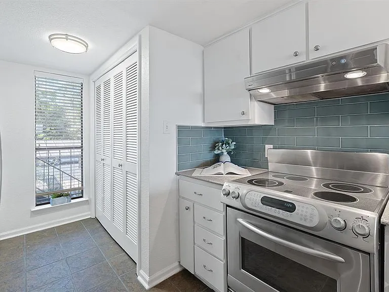 1101 Hollow Creek Dr #2203 — Photo 15