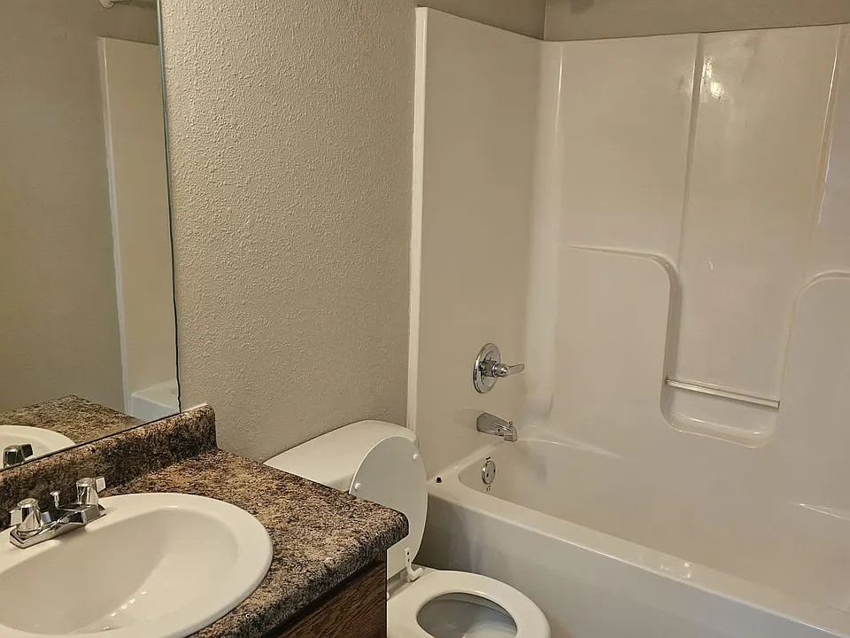 130 Blackwell Ct