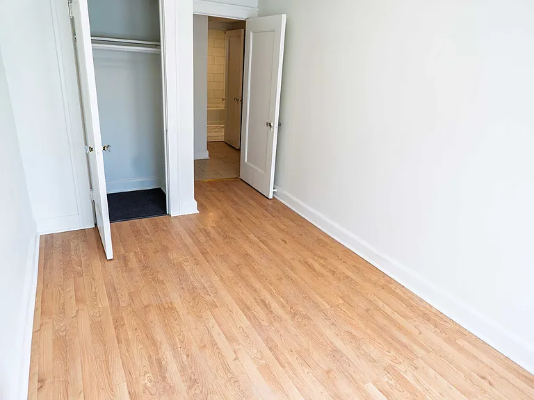 3007 Grand Ave #6 — Photo 11