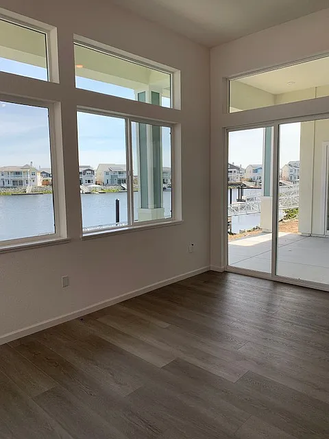 3 bed, 2100 sqft, $4,800 — Photo 3