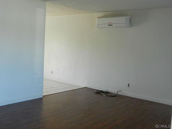 4th image of 1317 Edmore Ave