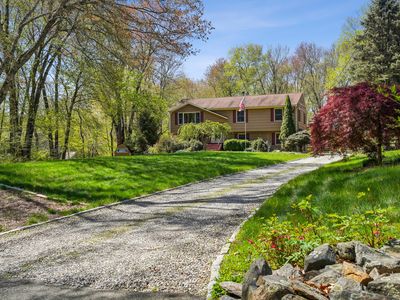 18 Turkey Hill Road, Newtown, CT, 06470