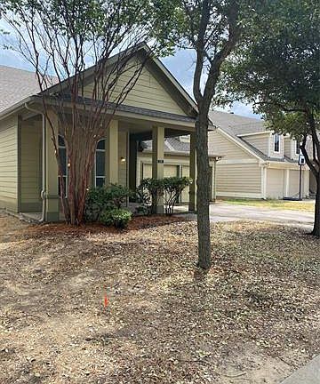 3rd image of 2313 Parkview Dr