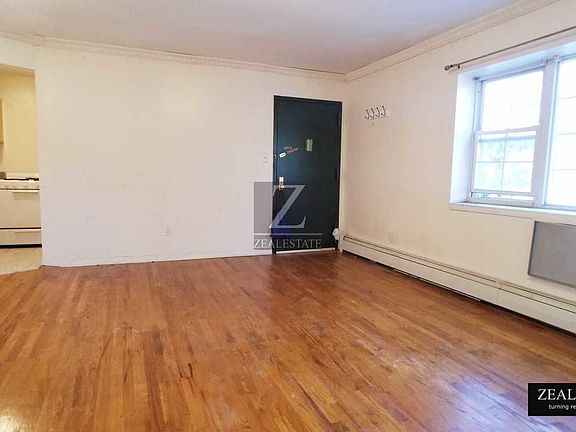 5th image of 850 Bergen St APT 2