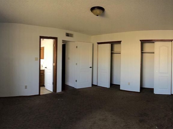 5th image of 4769 Loma Feliz Ct