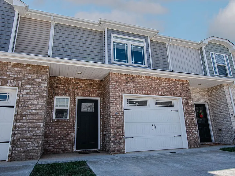 309 Fallow Cir — Photo 1