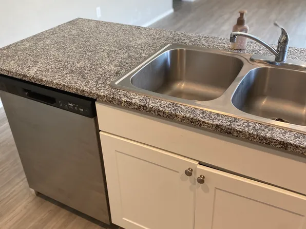 7211 Lavaca Blf, San Antonio, TX 78218