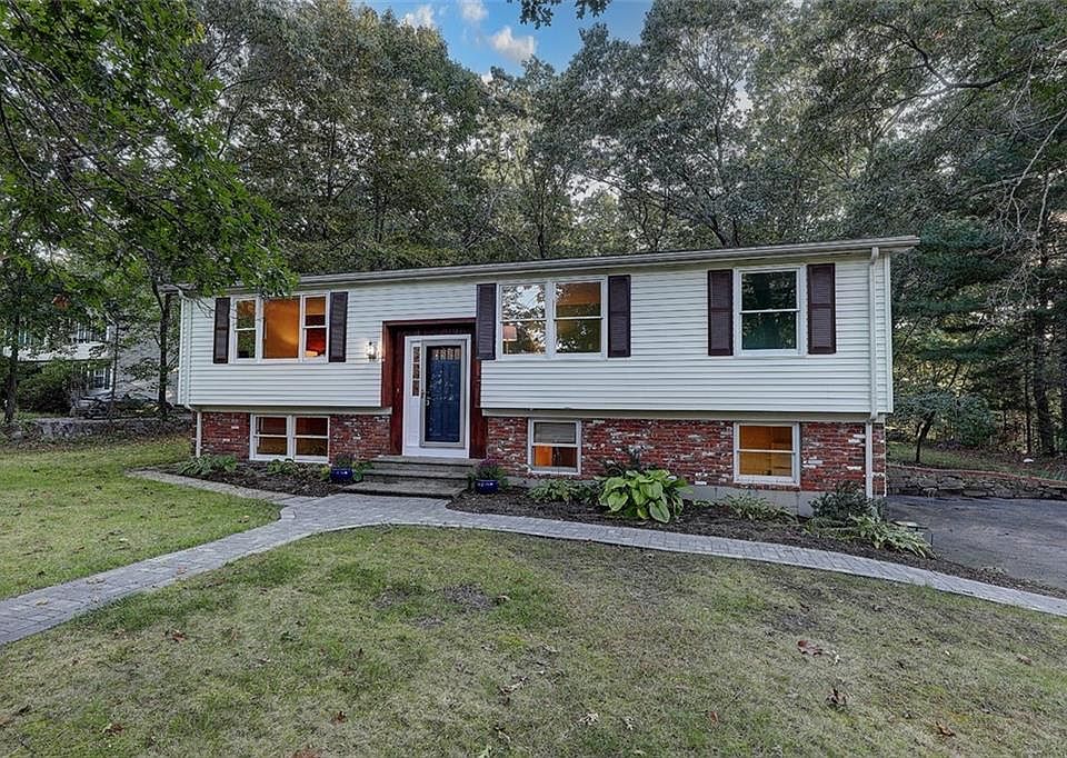 165 Old Jenckes Hill Rd, Lincoln, RI 02865 Zillow