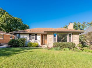 714 S Villa Ave, Villa Park, IL 60181