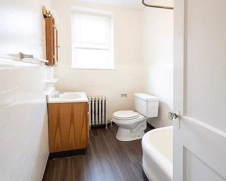 English Manor Apartments- Beautifully kept secret in Mt. Airy — Photo 26