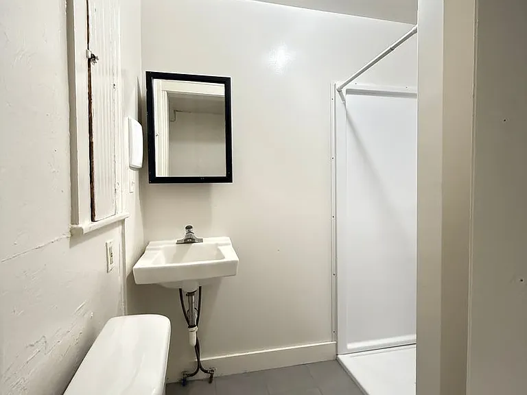313 W Ganson St — Photo 12