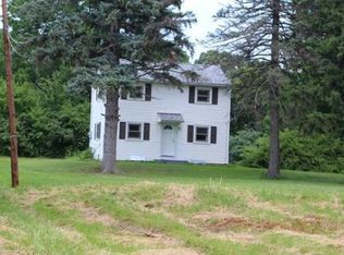 95 Barrett St, Northampton, MA 01060