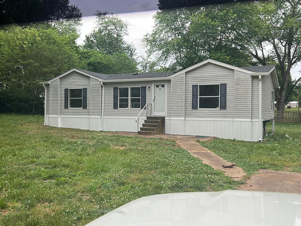 1st image of 120 Shady Dr