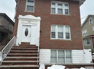 257 Roff Avenue, Palisades Park, NJ 07650