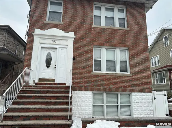 257 Roff Avenue, Palisades Park, NJ 07650