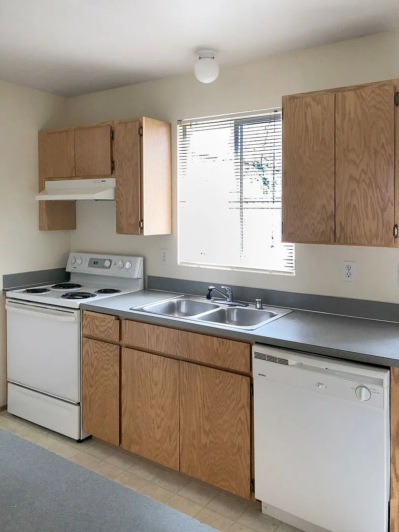 4707 S. Puget Sound Ave — Photo 2