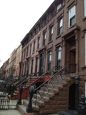 Rented by Prime Square Realty | media 28