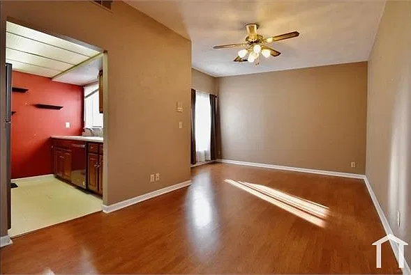 6831 N Frostwood Pkwy — Photo 1