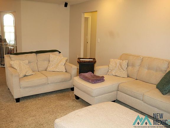 4th image of 2210 W University Dr