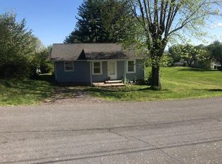1421 Tyler St, Kingsport, TN 37660