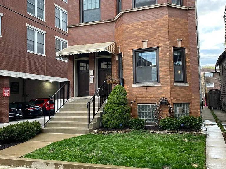 333 Elgin Ave #1 — Photo 1