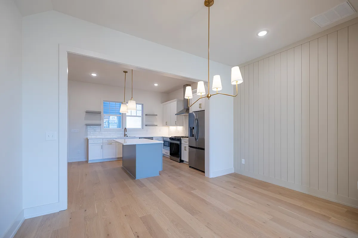 Building Photo - 4072 Penfield Dr