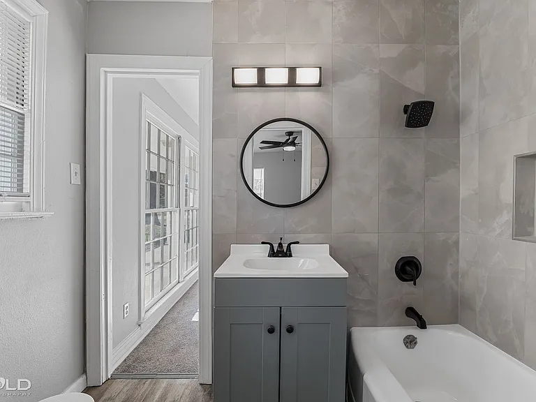 3521 Madison Park Blvd — Photo 24