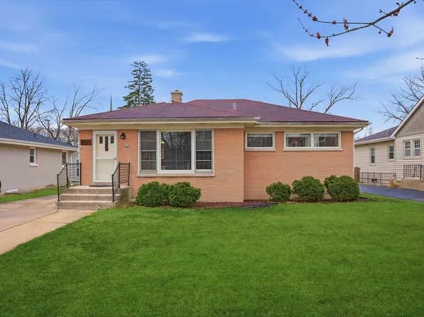 906 S Kirk Ave, Elmhurst, IL 60126