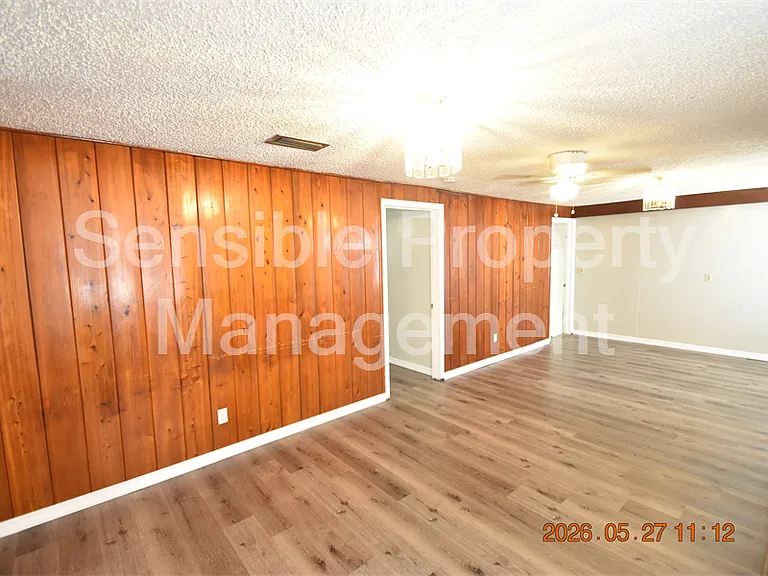2700 26th St N — Photo 5